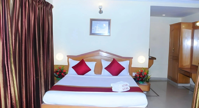 Alcott Hotel & Resorts