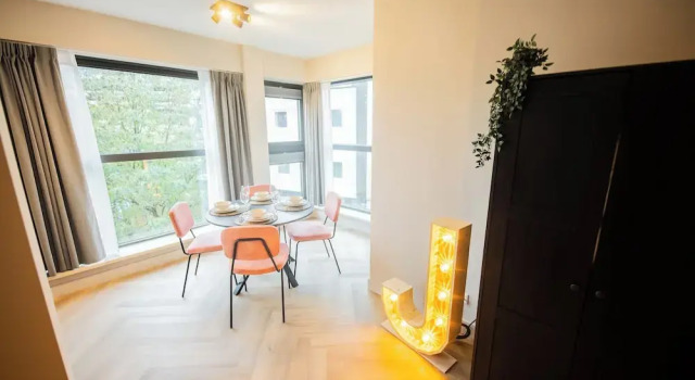 Alphabet Apartments Hilversum, Prenota Appartamento Appartamenti a Utrecht, Appartamento