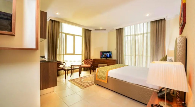 Двухместный номер Standard Bravo Royal Hotel Suites