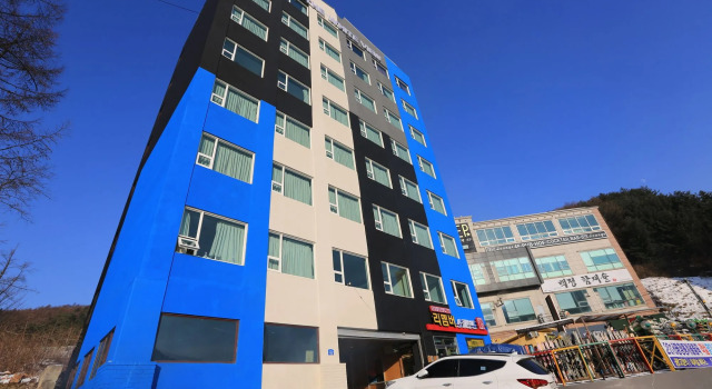 The White View Pension, Boek Pension Hotels in Gangwon-Do met parkeren, Parkeren