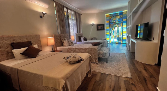 Трёхместный номер Deluxe Pink Flamingo Boutique Hotel