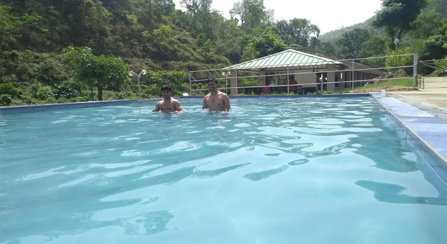 Crocus River Resort, Réserver Complexe hôtelier Jaiharikhal Inde