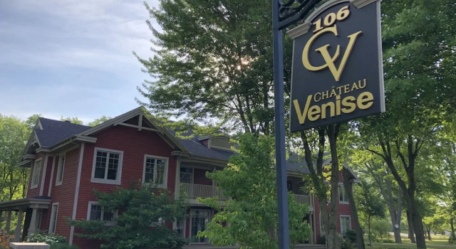 Château Venise, Book Hotel Venise-en-Quebec 