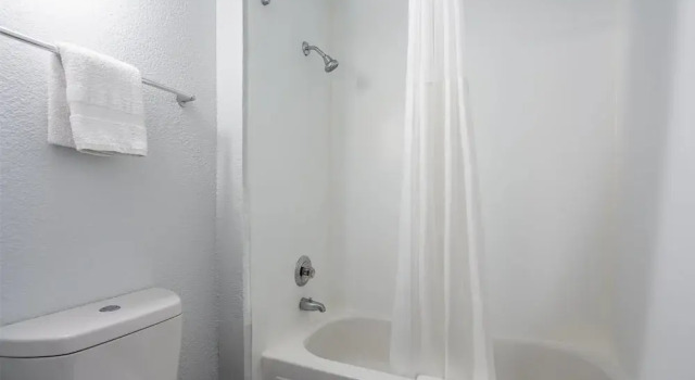 Четырёхместный люкс Deluxe Motel 6-Fremont, CA - North