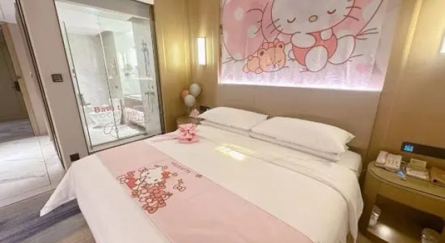 Люкс Venus Royal Hotel (Guangdong Zhongshan Dongfeng Center Hotel)