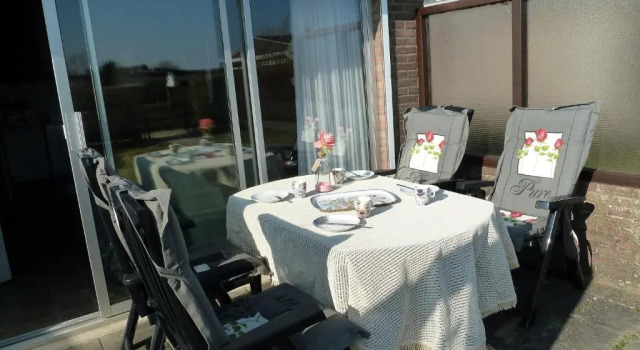 Коттедж Vacation home Zwaantje #BL66
