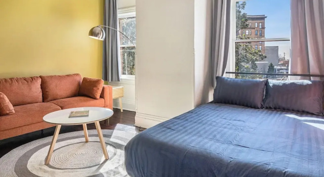 Четырёхместный семейный номер Standard с видом на город Hassinger Daniels Guest House