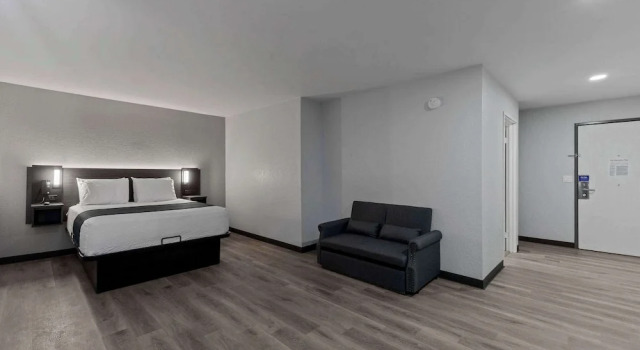 Люкс Deluxe Motel 6 Brighton CO Denver Northeast