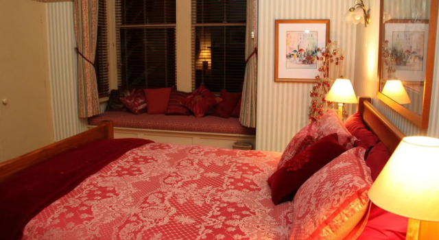 Villa Rouge B&B, Забронировать Отель «постель и завтрак» Инверкаргилл 