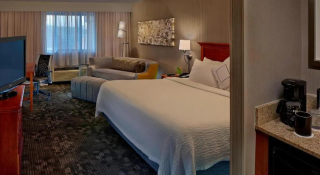 Номер Standard Courtyard Hartford Cromwell