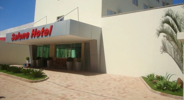 Salone Hotel