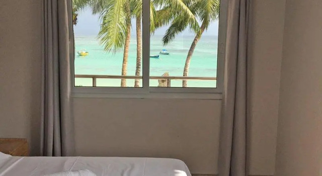 Апартаменты с видом на море Shanaz Beachside Retreat