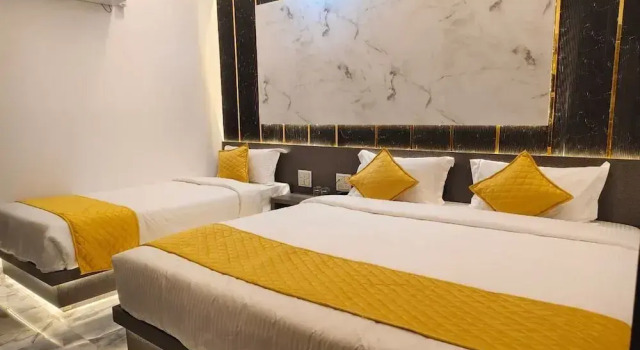 Трёхместный номер Deluxe Sara Happy Stay Hotel