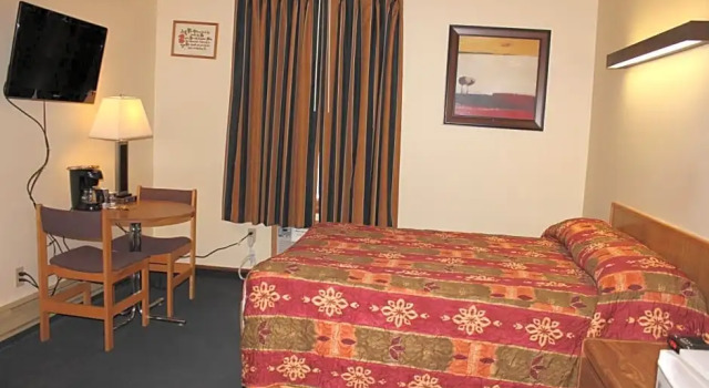 Номер Economy Circle 6 Motel