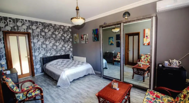 Casa de Khasia, Rezerwuj Hotel Zugdidi Samegrelo Zveno-Svaneti