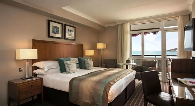 Двухместный номер Deluxe с видом на океан L’Horizon Beach Hotel & Spa