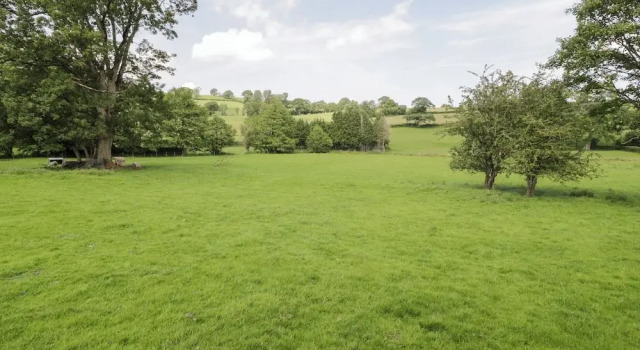 Коттедж Dyffryn Bach