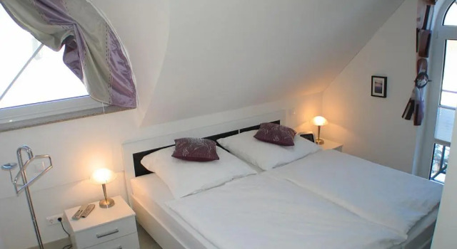 Ferienwohnung Birkenstr 10a, Забронировать Отель Цингст 