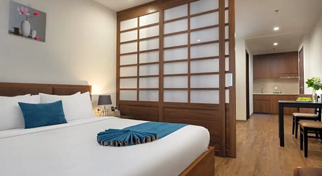 Апартаменты La Batisse Inn Hotel Hanoi