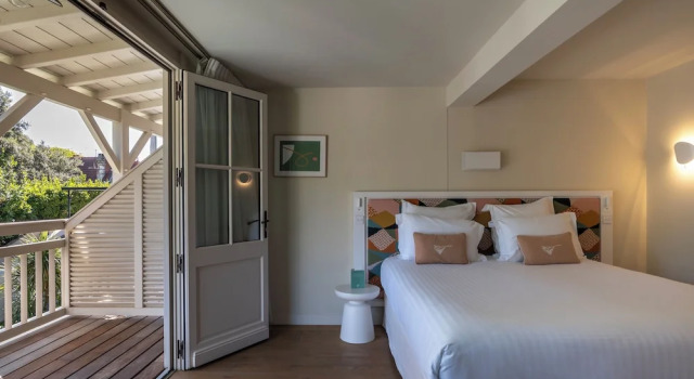 Полулюкс с балконом La Villa du Moulleau