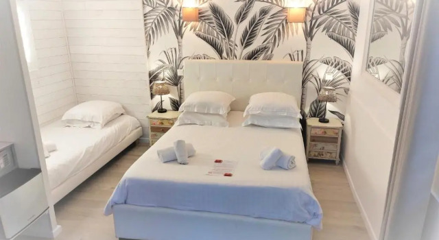 Семейный номер Standard Les Jardins de Bormes, hôtel adult only avec sauna & jacuzzi