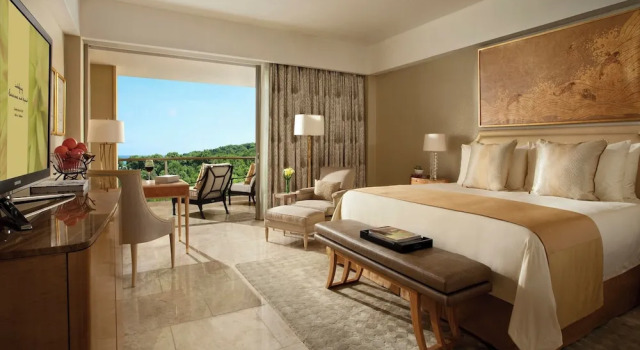 Номер Ocean Court Mulia Signature Курорт Mulia