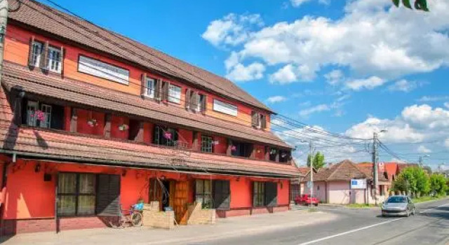 Motel Siesta, Rezerwuj Motel Hotele w Carpathians - Romania z parkingiem, Parking