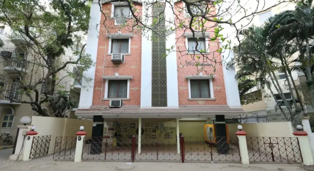OYO 20006 SilverKey T Nagar, Забронировать Отель Отели штата Тамилнада с завтраком, Завтраки