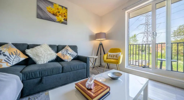 Апартаменты с 2 комнатами Ash View Place 4 -heathrow - Thorpe Park - Free Parking