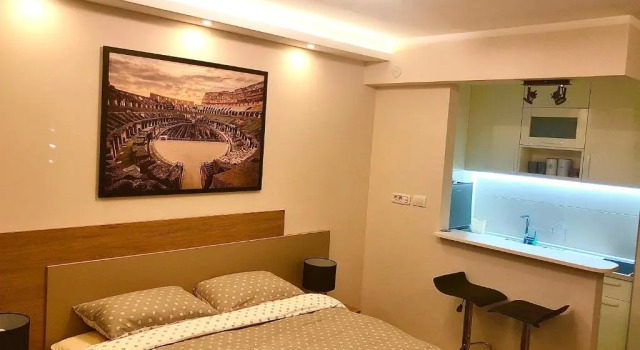 Apartment Maximus lux, Buchen Sie Ferienwohnung Novi Beograd 