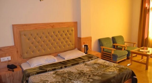 Номер Deluxe Goroomgo New Ambika Mall Road Manali