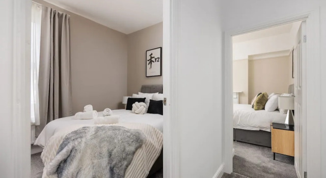 Luxurious 4 Bed House - Sleeps 8, Забронировать Отель Плимут Девон, рядом с Cathedral Church of St Mary and St Boniface