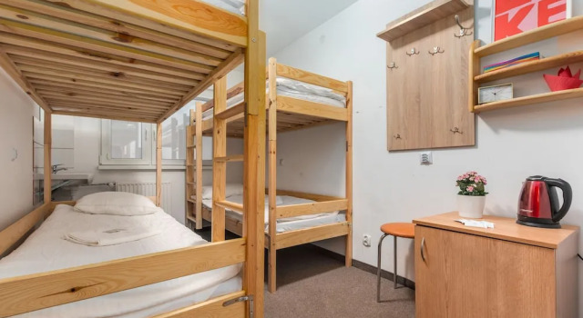 Lux Hostel 24, Varaa Hostelli Hostellit kohteessa Masovia, Hostelli