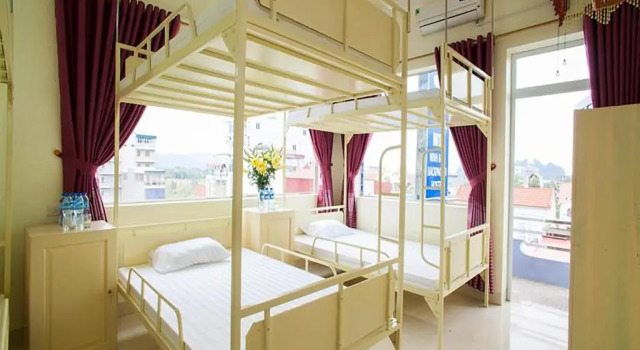 Кровать в общем номере Ninh Binh Family Hotel