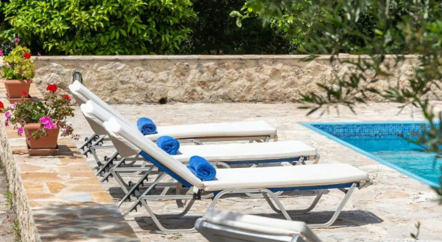 Вилла Olive Grove Villa