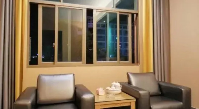 Dongshan Huatian Business Hotel, Book Hotel Dongshan Fujian