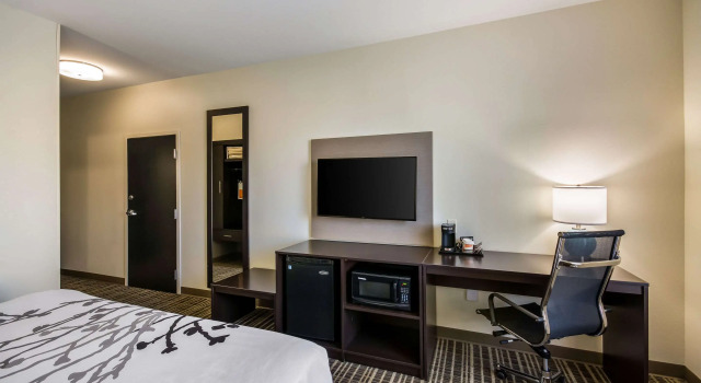 Sleep Inn & Suites Yukon Oklahoma City, Boek Hotel Hotels in Yukon met parkeren, Parkeren