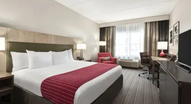 Люкс Country Inn & Suites by Radisson, Duluth North, MN