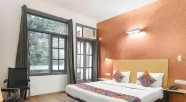 Номер Deluxe royal spark inn03