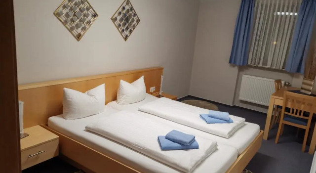 Aris Rooms