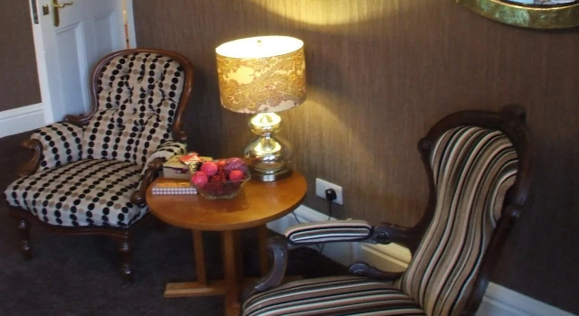 Grimscote Manor Hotel, Забронировать Отель Отели Уорикшир с парковкой, Парковка