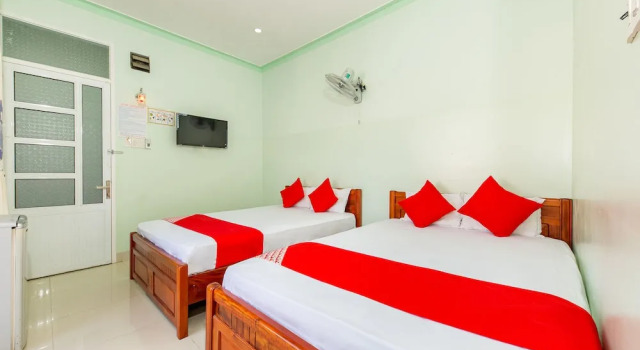 Четырёхместный номер Superior OYO 898 Phuong Thao Hotel