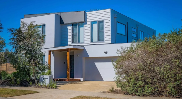 Luxury on Lahinch - 46 Lahinch Mews, Varaa Hotelli Torquay 