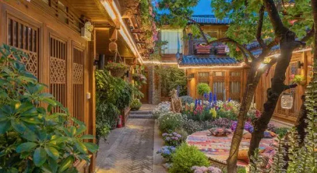 Encounter Lijiang Inn, Забронировать Отель Лицзян Юньнань, рядом с Улица Сквер-стрит Древнего города Даянь