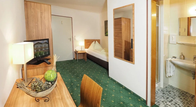 Одноместный номер Standard с балконом Hotel Lindenhof
