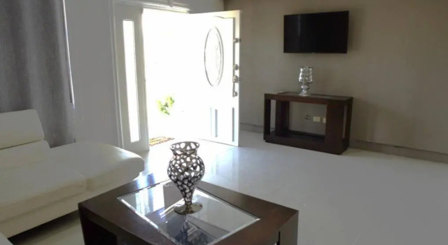 Beautiful house in Sabana Basora Aruba!, Rezervovat Hotel Pos Chiquito Aruba