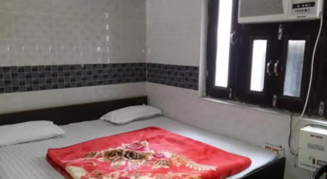 Kripa Dev Guest House Haridwar by Goroomgo, Rezervovat Penzión Haridvár Uttarakhand