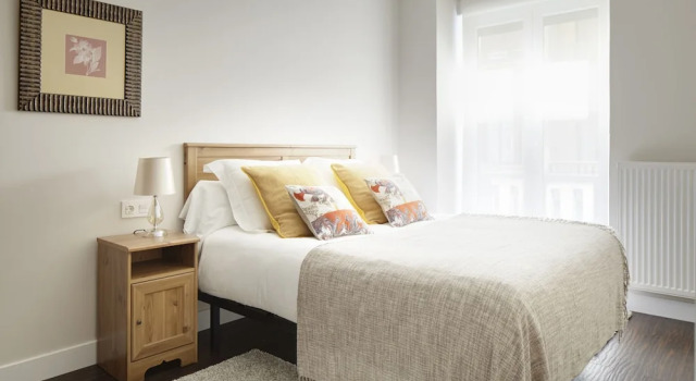Bermingham Apartment by FeelFree Rentals, Rezerwuj Apartament Hotele w Baskonia z parkingiem, Parking
