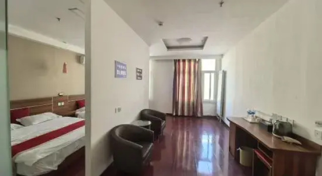 Люкс Star hotel (shijiazhuang new railway station store)