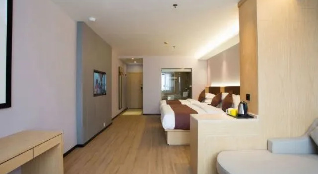 Семейный люкс Deluxe GYA Hotel (Shanghai Songjiang University Town)